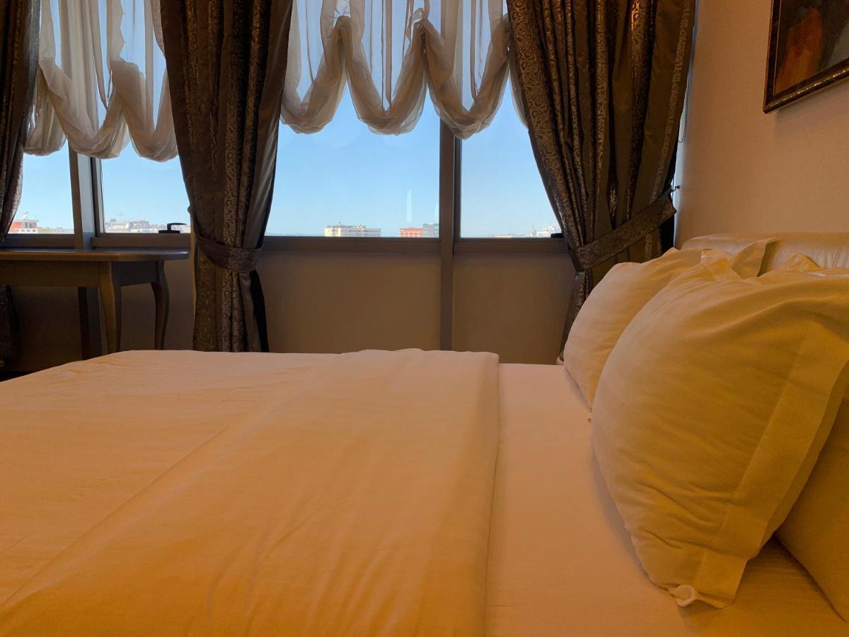 טיראנה Hotel Rosa Blu מראה חיצוני תמונה