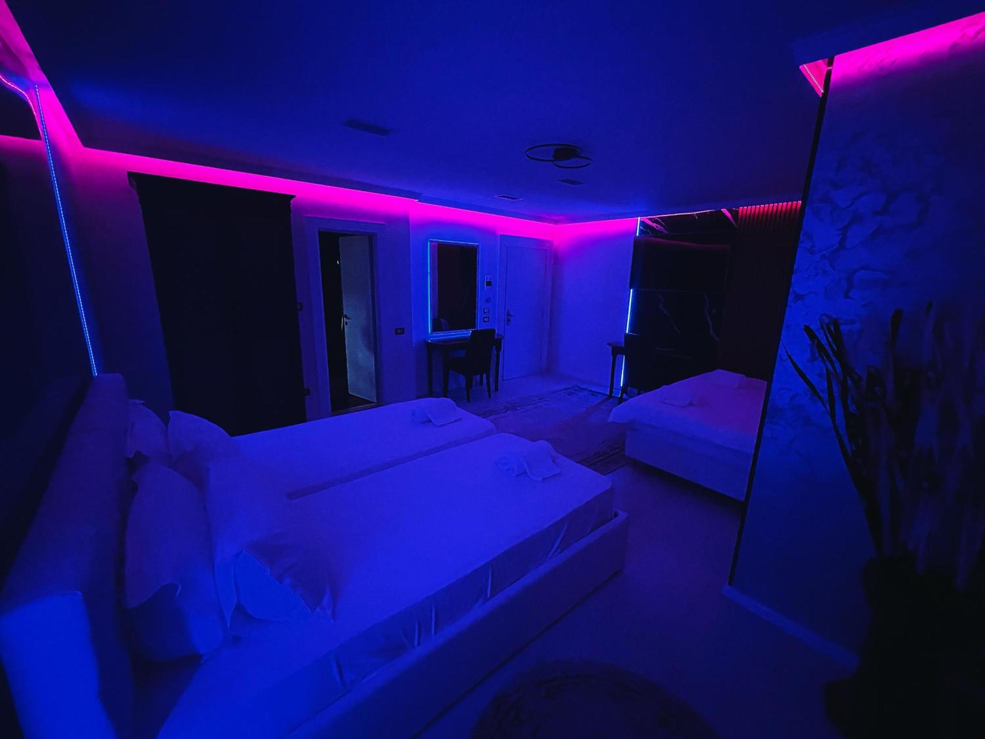 טיראנה Hotel Rosa Blu מראה חיצוני תמונה