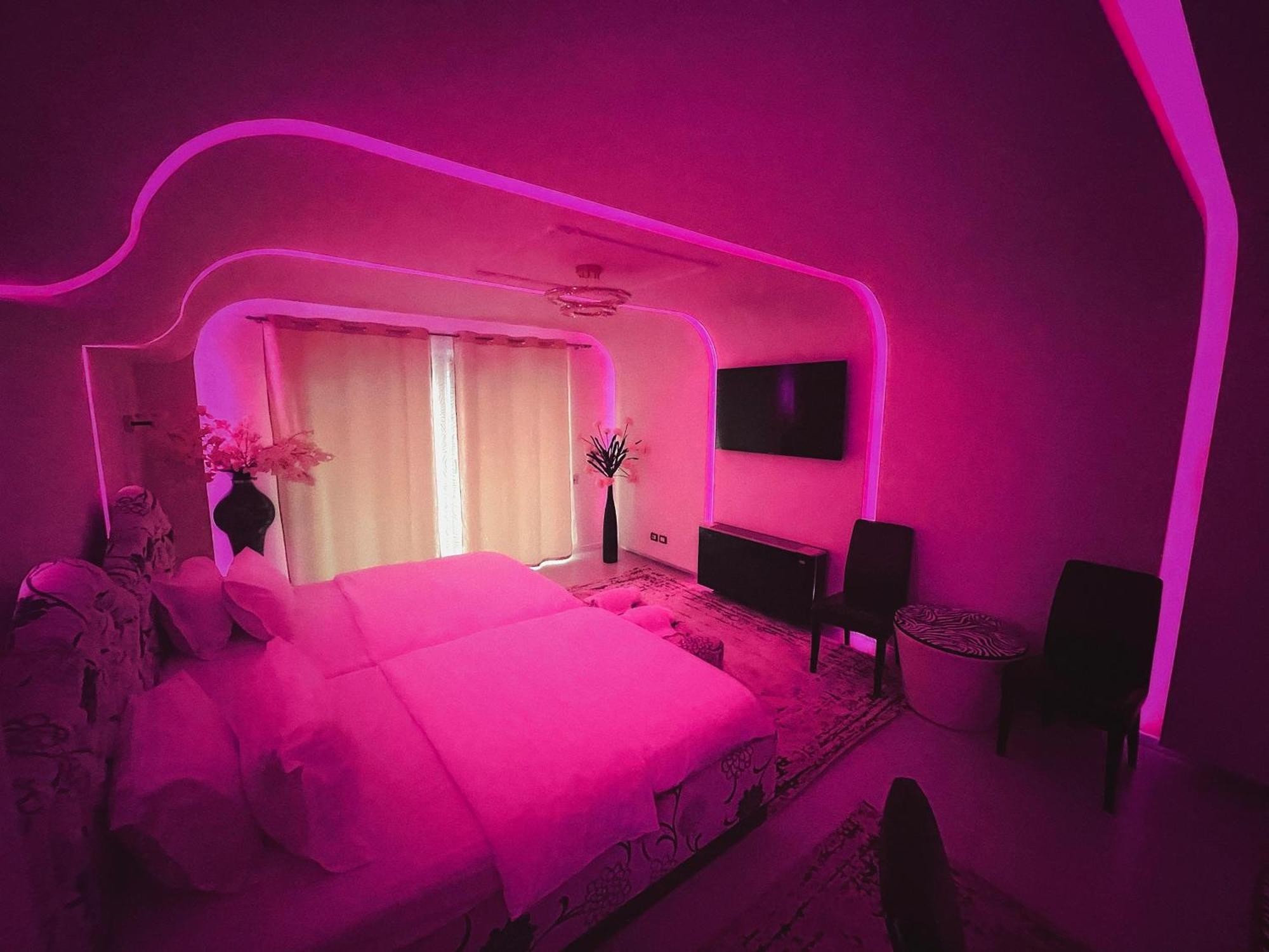 טיראנה Hotel Rosa Blu מראה חיצוני תמונה